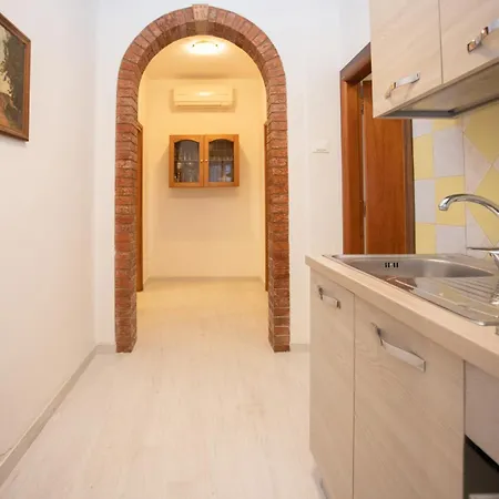 Dimora Giannino E Mirella Holiday home *