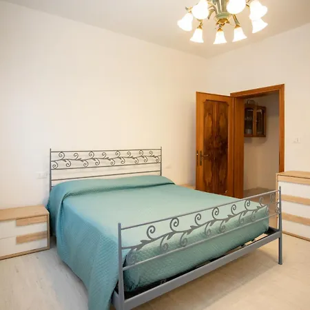 Dimora Giannino E Mirella Holiday home *