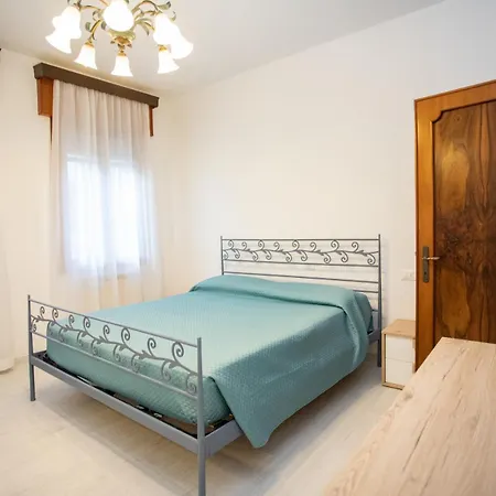 Dimora Giannino E Mirella Casa vacanze *